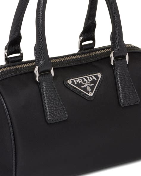 quanto costa una borsa di prada|borse prada nylon prezzi.